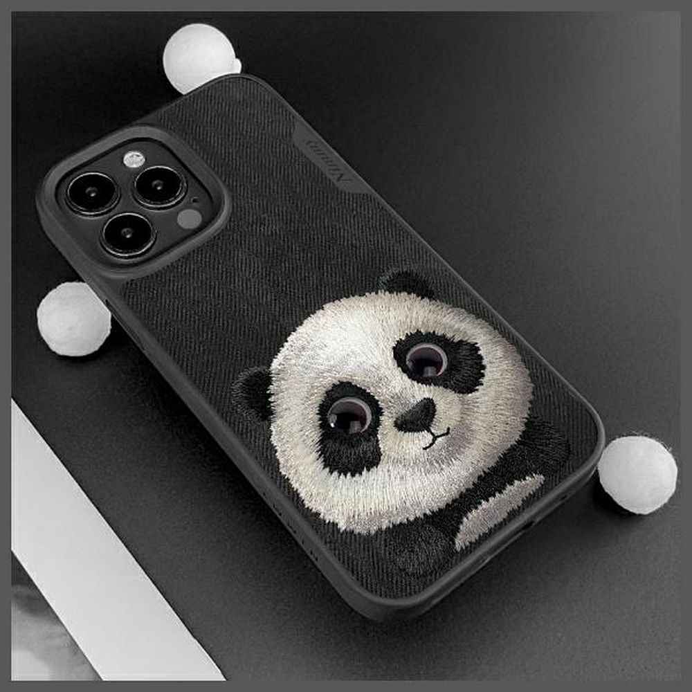 NIMMY futerał BIG EYED PET 2.0 Panda do IPHONE 15 Pro czarny