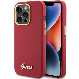 Etui na telefon iPhone 15 Pro Max Guess Silicone Magenta z metalowym logo