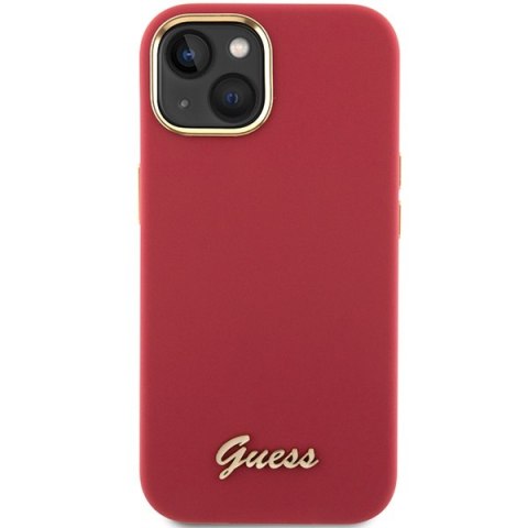 Etui na telefon iPhone 15 Guess magenta silikonowe z metalowym logo