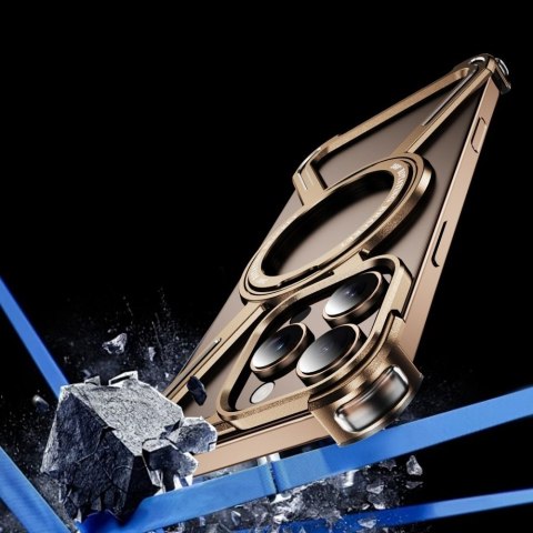 Etui TITANIUM Escort do iPhone 13 / 14 srebrny