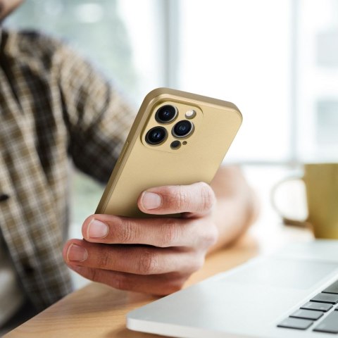 Etui METALLIC do iPhone 14 Pro złoty