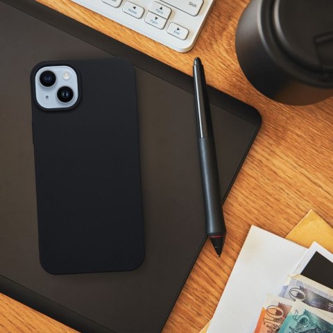 Etui MATT do iPhone 13 czarny