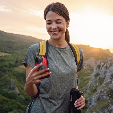 Etui ARMOR MAG COVER kompatybilny z MagSafe do iPhone 11 Pro czerwony